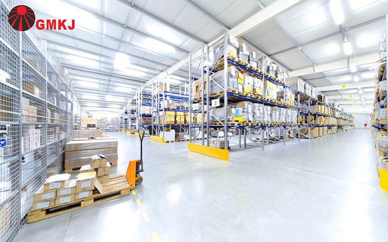LED warehouse lighting application